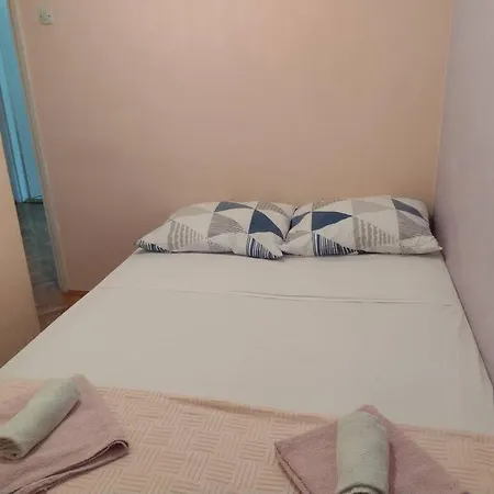 Mia شقة شيبينيك